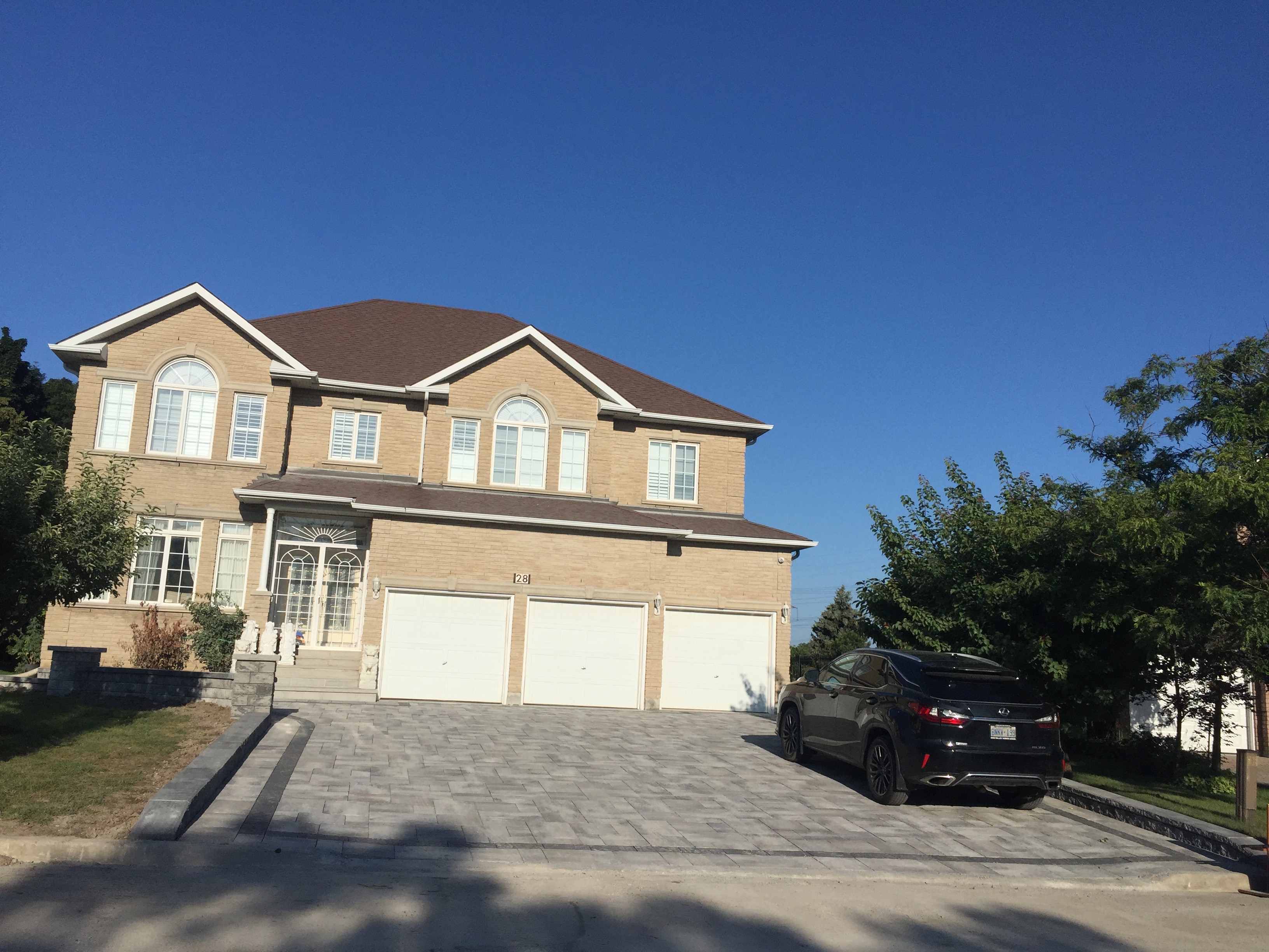 Driveway 12