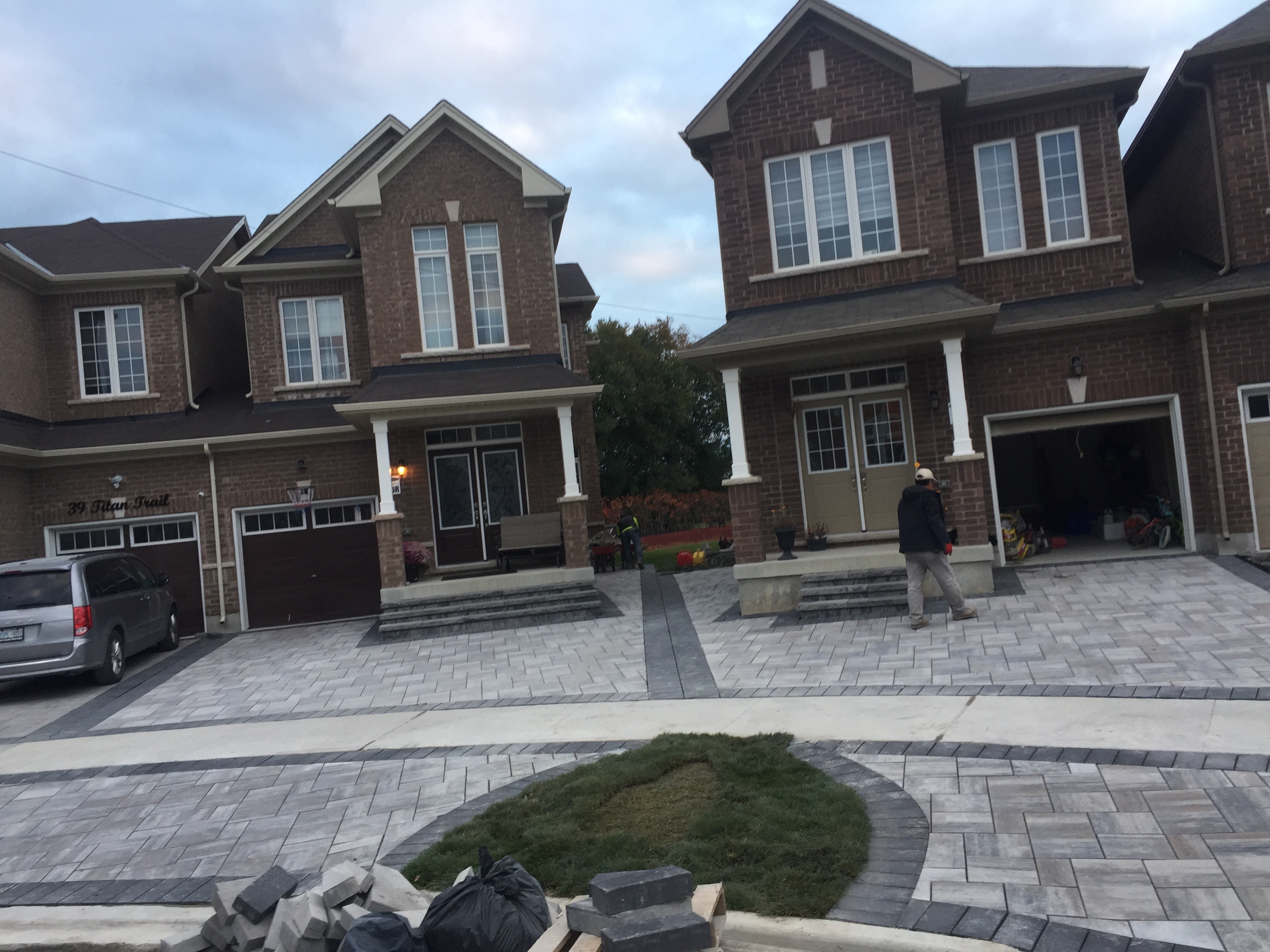 Driveway 14